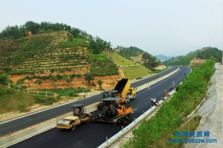 辦理公路路面工程三級資質(zhì)升二級所需人員？