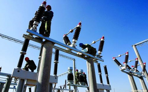 建筑資質延期還需要技術人員證件嗎？企業(yè)申報要提供什么？