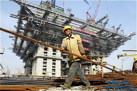 建筑工程資質(zhì)三級升二級需要那些人員？