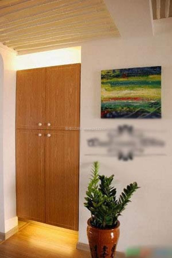 真省錢！簡約裝修打造大方玄關(guān)