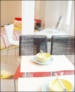 白領(lǐng)單身公寓：小戶型效果圖欣賞