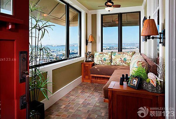 封閉式陽臺裝修注意事項(xiàng)詳解