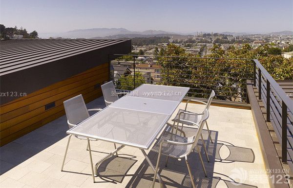 陽(yáng)臺(tái)裝修的注意事項(xiàng)2：陽(yáng)臺(tái)的防水設(shè)計(jì)