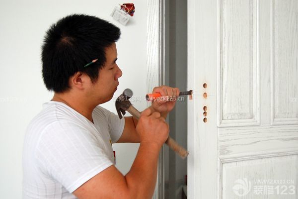 實木門安裝注意事項四、做好驗收工作