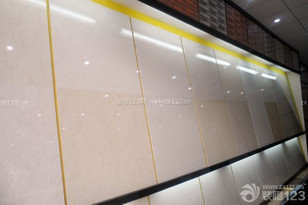 衛(wèi)生間防滑地磚4：?；u